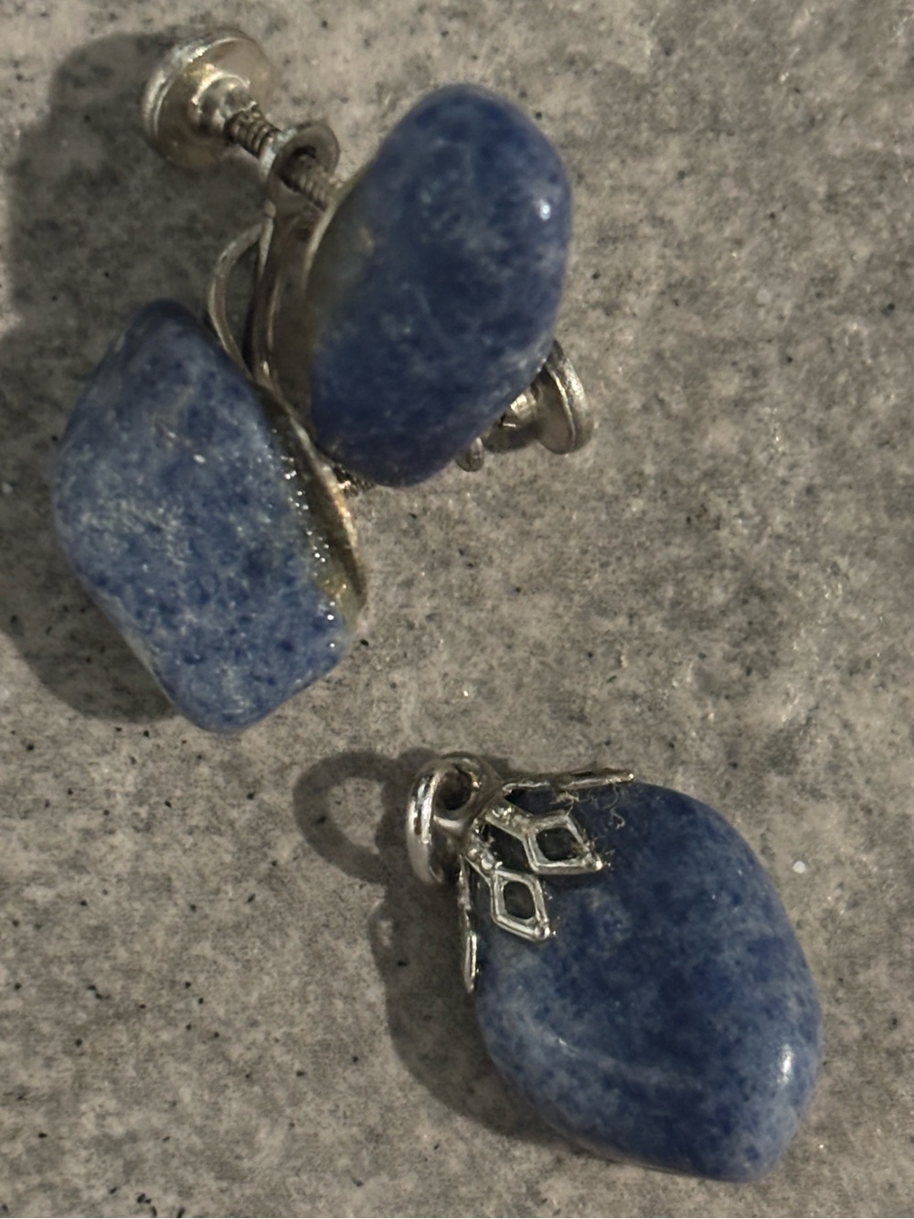 Vintage 1960’s Set Blue SODALITE/LAPIS LAZULI Drop Screwback Earrings & Pendant